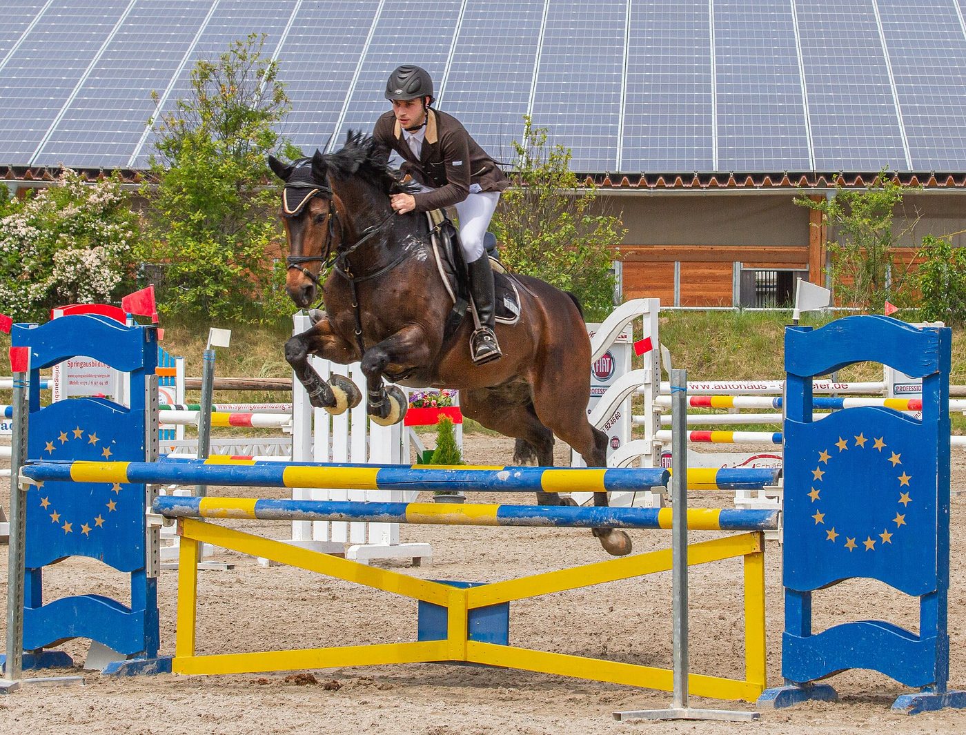 Le calendrier français des concours de saut d'obstacles, saison par saison